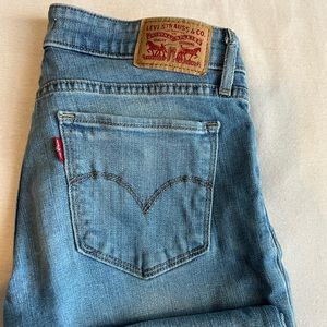 LEVIS 711 SKINNY JEANS